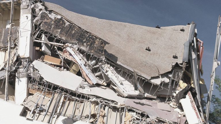 מבנה הרוס - ביטוח רעידת אדמה