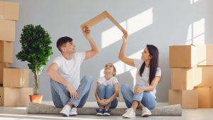 משפחה בדירה חדשה - פתרון משכנתא
