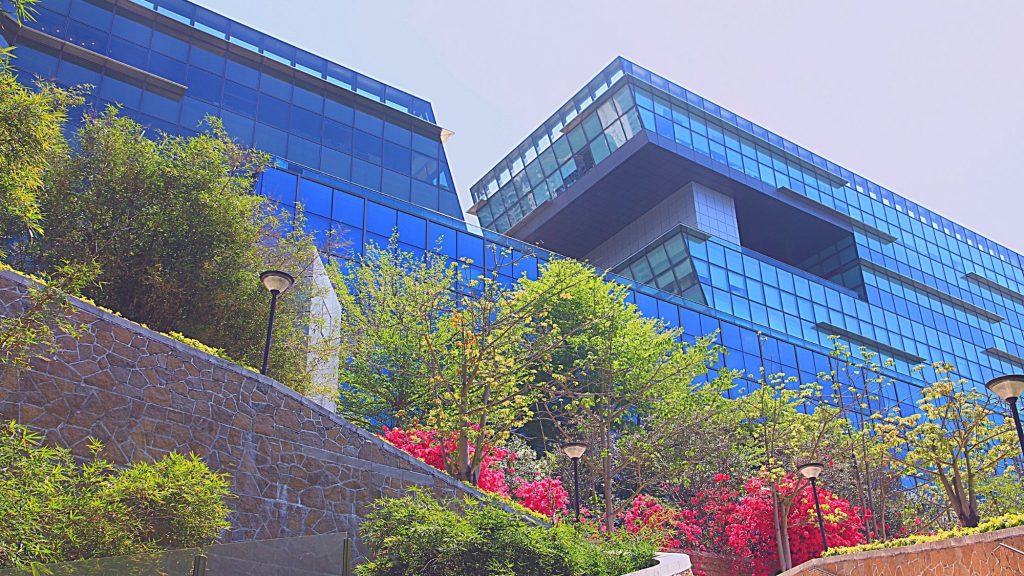 בנין משרדים - ביטוח הייטק